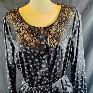 Guess Elegant Floral Lace Black White Satin Button Up Blouse with Belt L